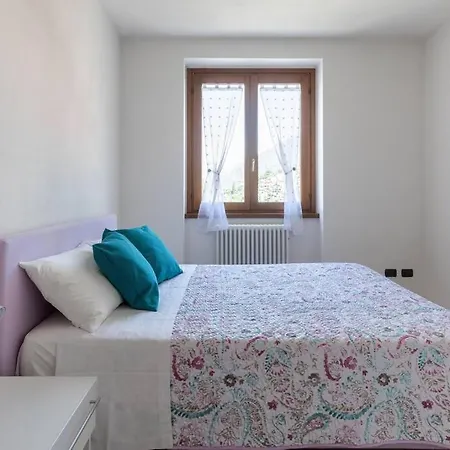 Modern With Balcony-garage-and Pool Holiday home Bellano